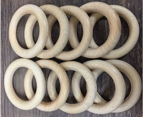 Als Serviettenring, Bastelringe oder als Kugelstopper auf dem Tisch oder im Schrank.  Aussendurchmesser ca. 50 mm